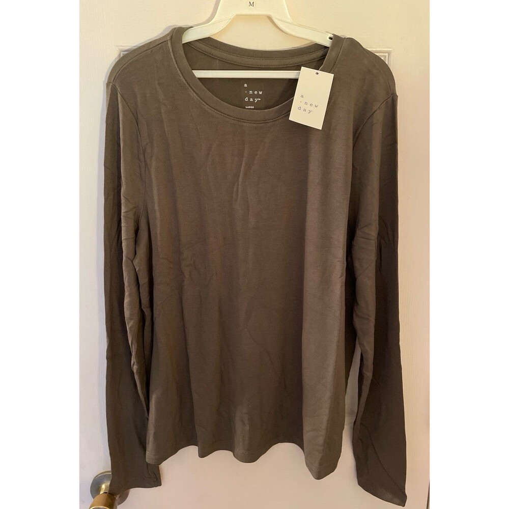 olive Green Long Sleeve Women’s Tshirt Large New